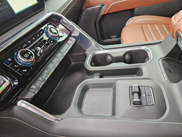 Used 2025 GMC Sierra 2500 Denali Ultimate image 14