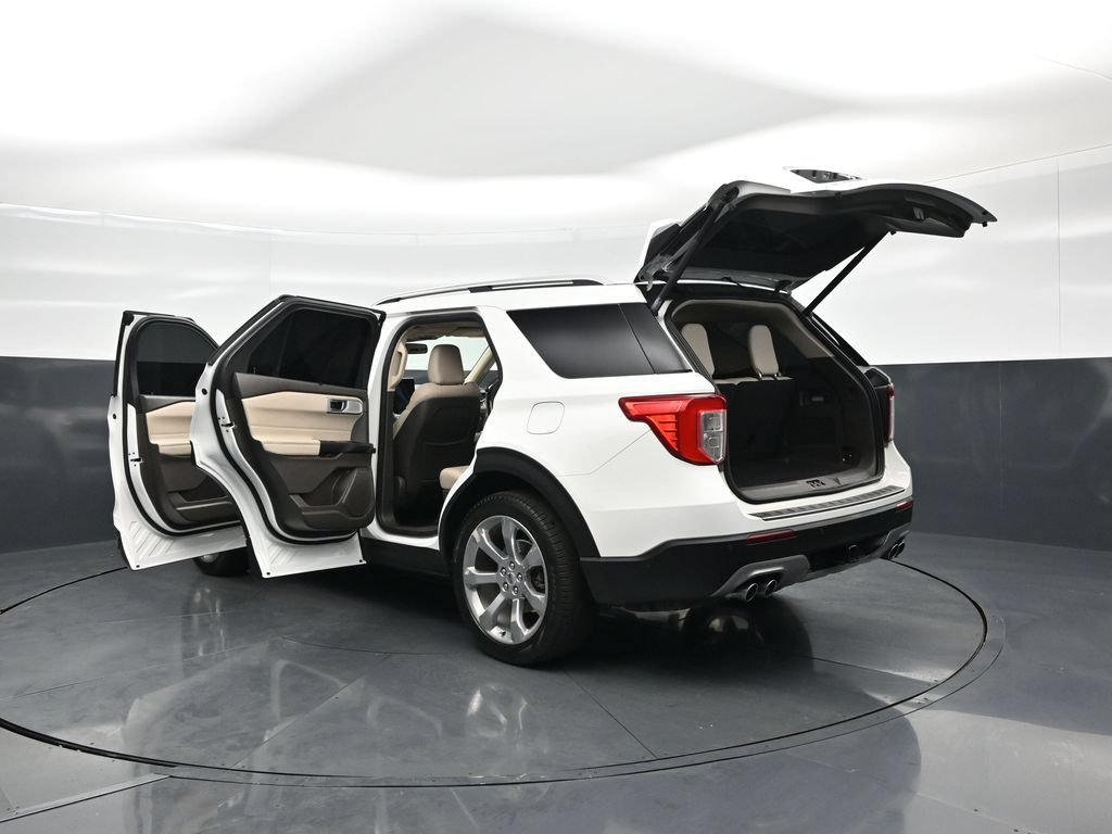 Certified 2020 Ford Explorer Platinum w/ Premium Technology Package AWD/4WD image 38