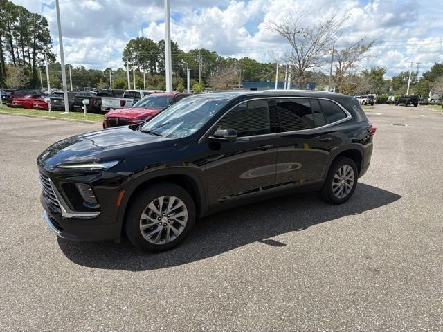 Used 2025 Buick Enclave Preferred FWD image 10