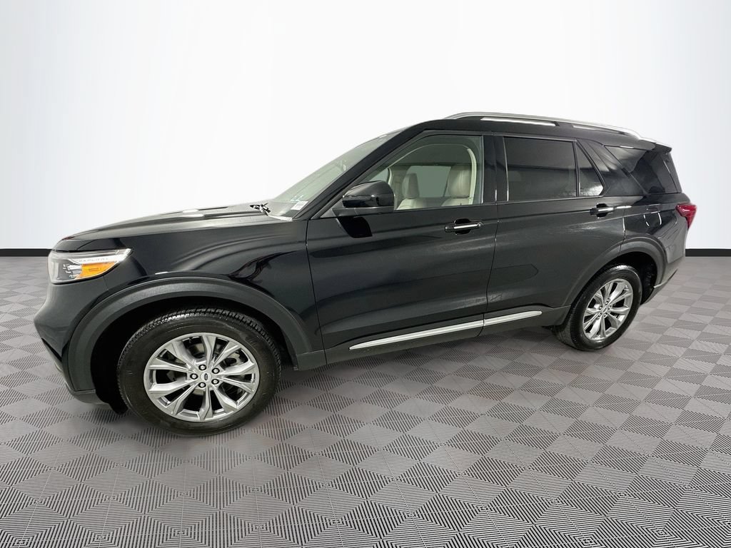 Certified 2023 Ford Explorer Limited AWD/4WD image 4