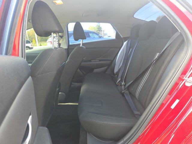 Used 2023 Hyundai Elantra SEL w/ Convenience Package FWD image 12