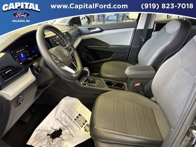 Used 2022 Volkswagen Taos SE image 17