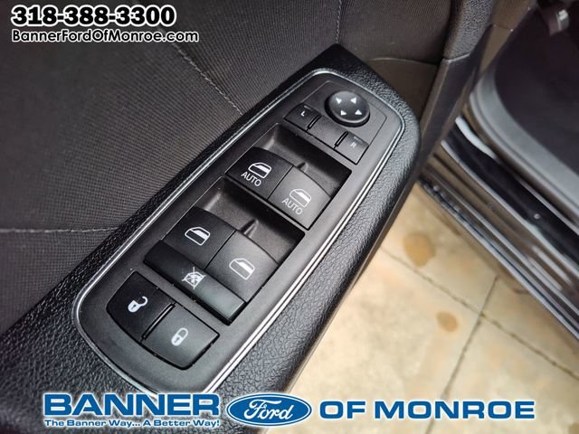 Used 2023 Dodge Charger SXT image 13