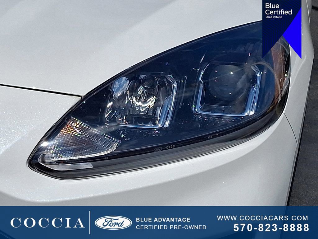 Certified 2022 Ford Escape SE w/ SE Sport Appearance Package image 9