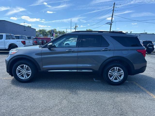 Certified 2023 Ford Explorer XLT w/ Equipment Group 202A AWD/4WD image 4