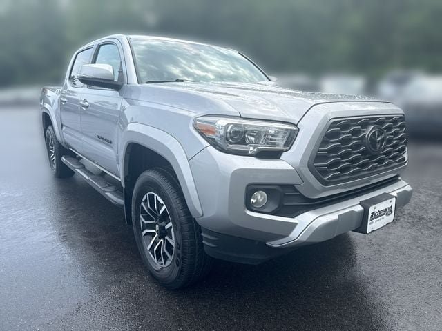 Used 2020 Toyota Tacoma TRD Sport w/ Technology Package AWD/4WD video 2