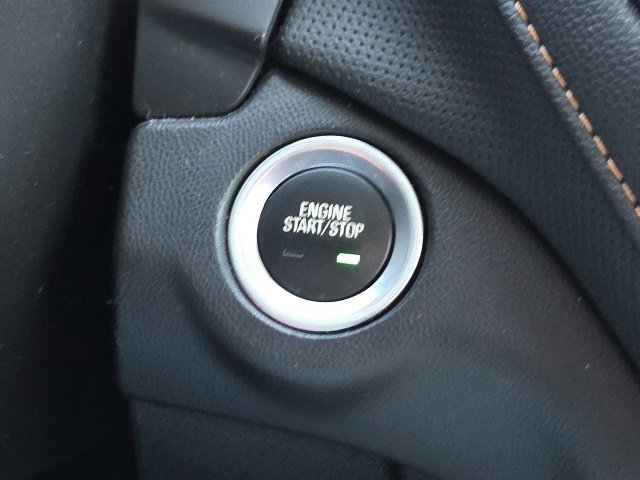 Used 2018 Chevrolet Equinox Premier FWD image 43