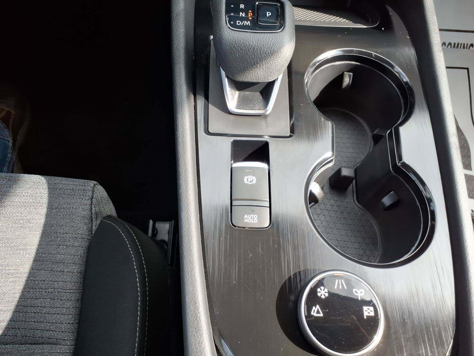 Used 2023 Nissan Rogue SV AWD/4WD image 21