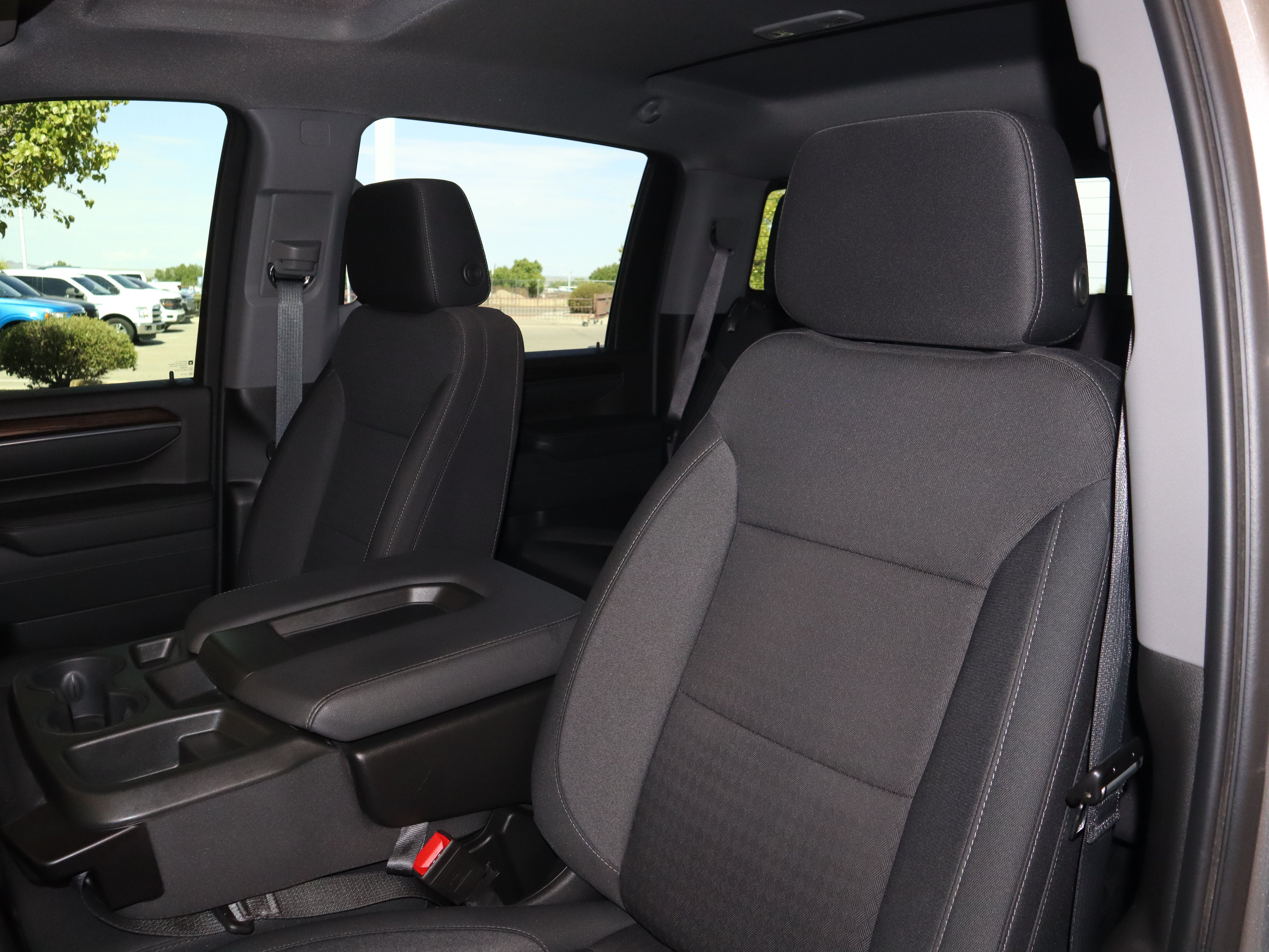 Used 2024 Chevrolet Silverado 2500 LT AWD/4WD image 33
