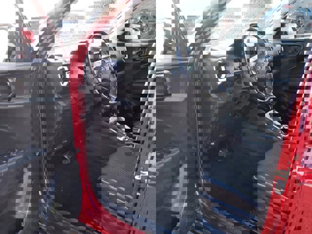 Used 2024 Hyundai Venue Limited image 12