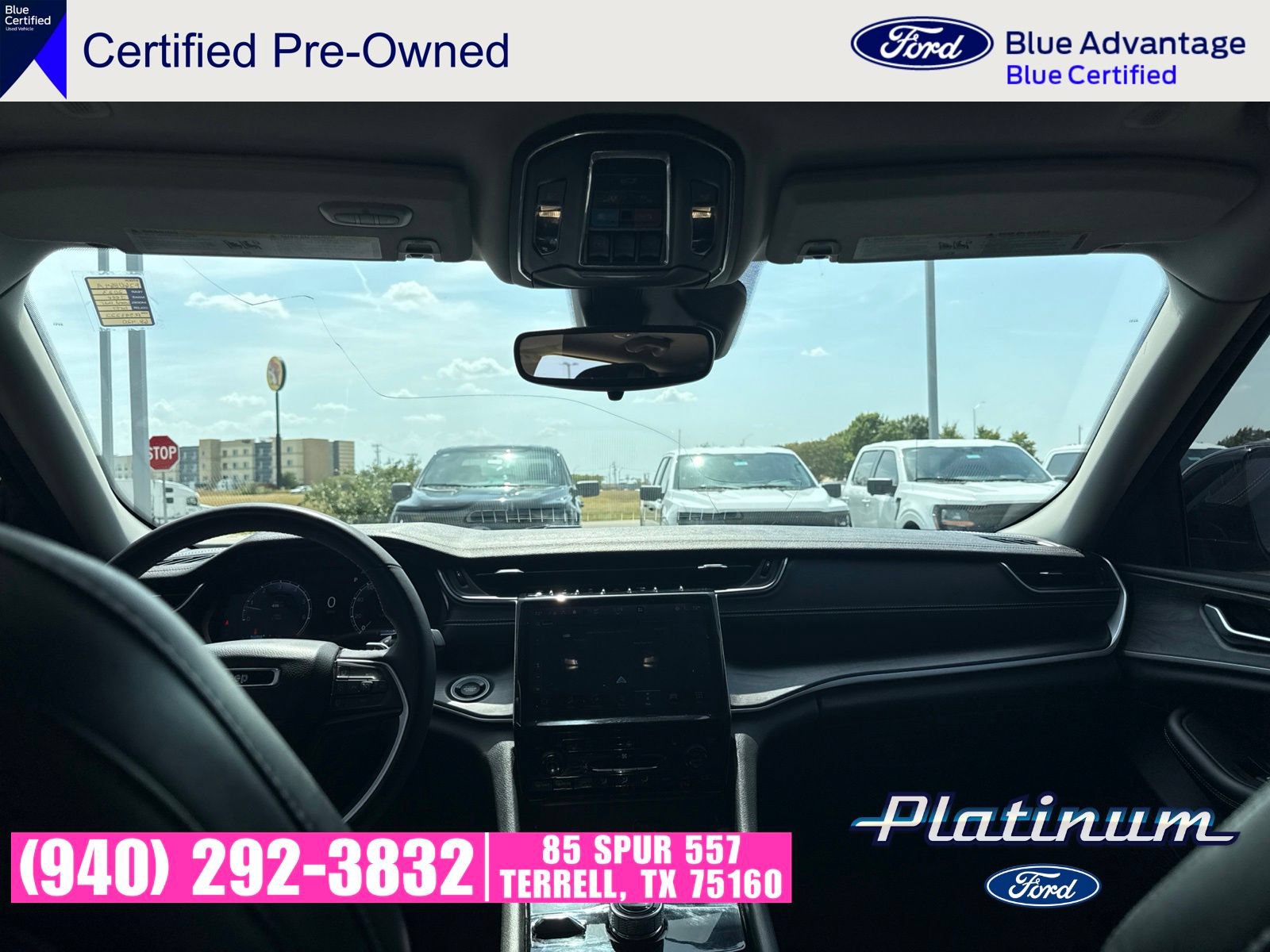 Used 2023 Jeep Grand Cherokee Limited AWD/4WD image 14