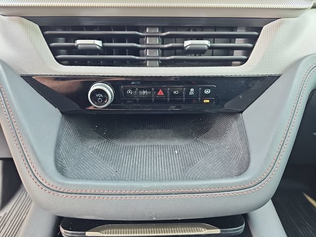 Certified 2025 Ford Explorer Active w/ Active Comfort Package RWD image 28
