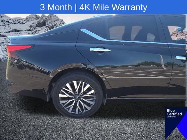 Used 2024 Nissan Altima 2.5 SV w/ SV Premium Package AWD/4WD image 11