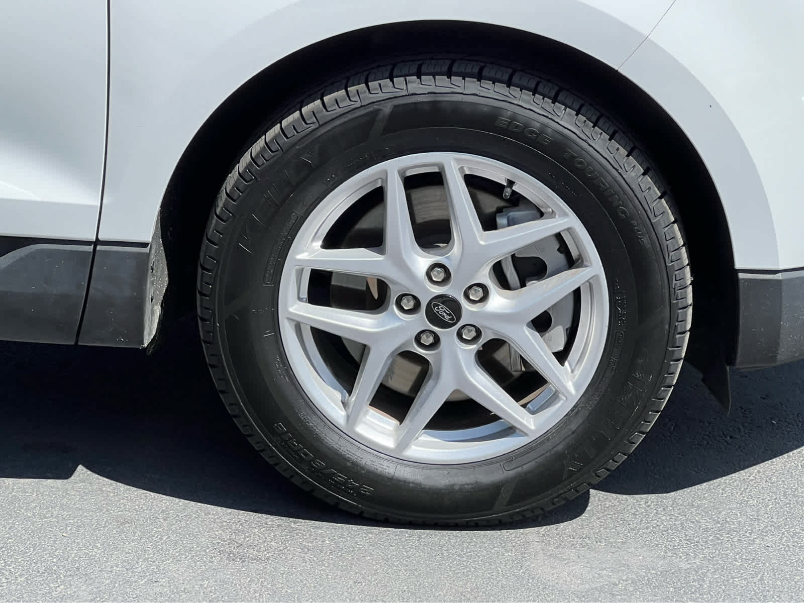 Certified 2024 Ford Edge SEL AWD/4WD image 16
