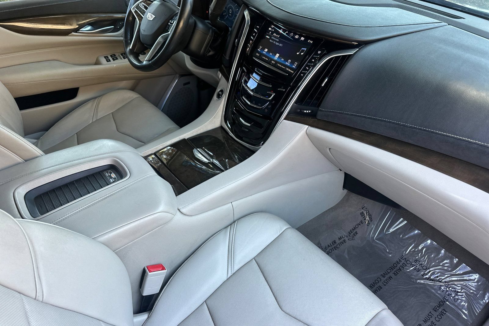 Used 2019 Cadillac Escalade Luxury RWD image 20