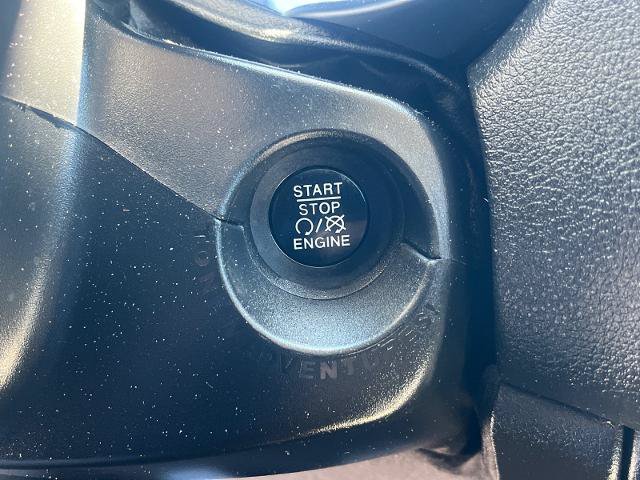 Used 2017 Jeep Renegade Sport w/ Power & Air Group AWD/4WD image 9
