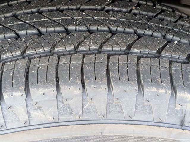 Certified 2024 Ford Expedition XLT image 17