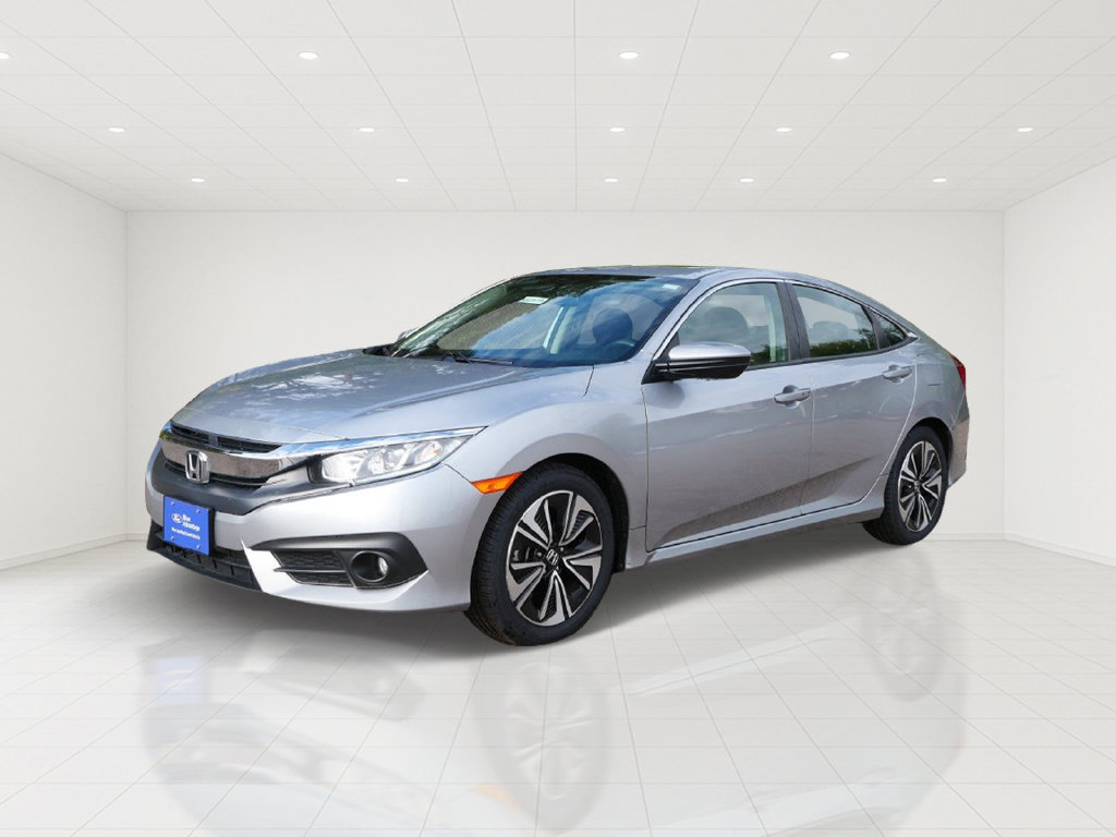 Used 2018 Honda Civic EX-T image 2