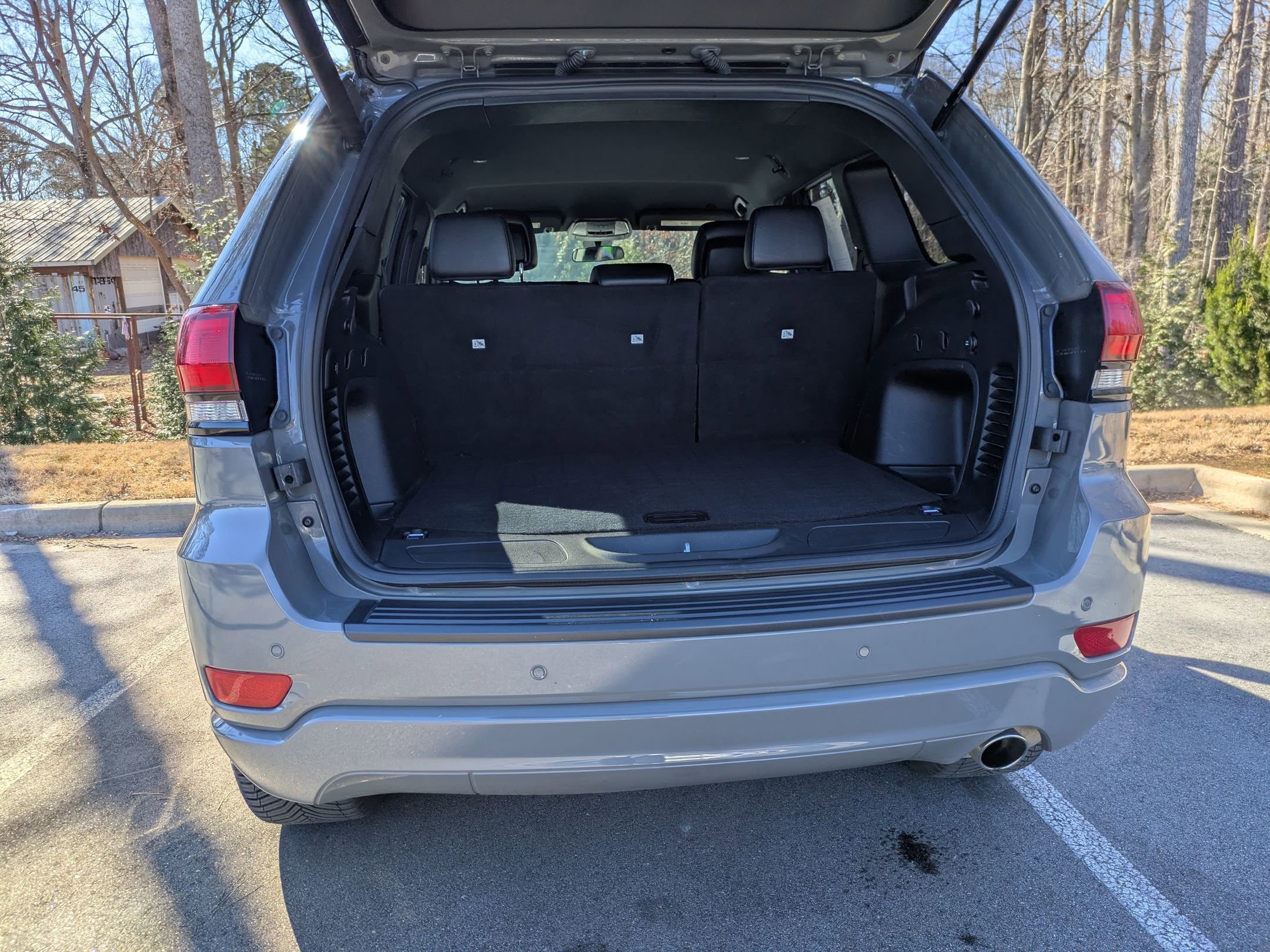 Used 2021 Jeep Grand Cherokee Laredo X image 29