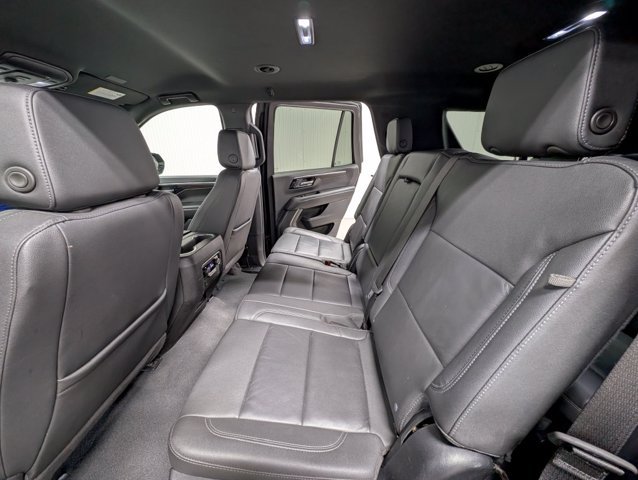 Used 2025 Chevrolet Tahoe LT AWD/4WD image 14
