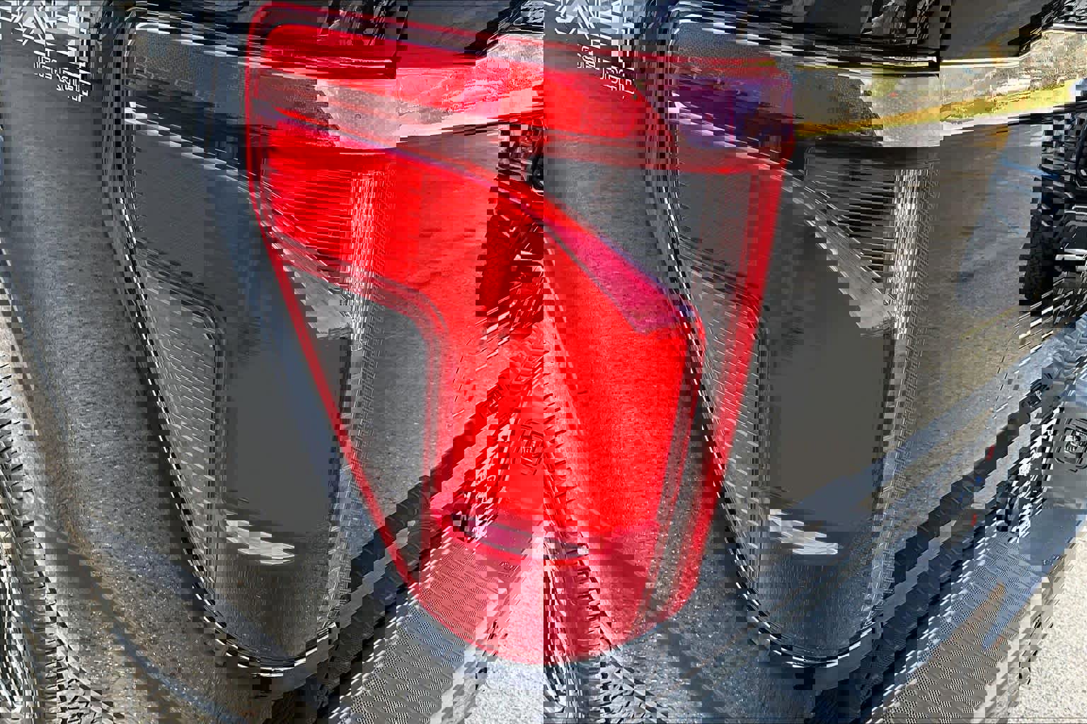 Certified 2025 Ford F150 XLT w/ Equipment Group 303A High image 30