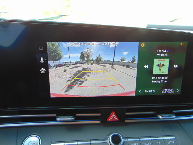 Used 2025 Hyundai Elantra SEL FWD image 13