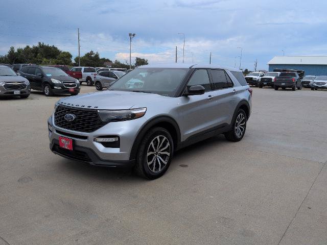 Certified 2022 Ford Explorer ST-Line w/ Class IV Trailer Tow Package AWD/4WD image 4