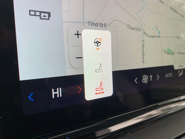 Certified 2025 Ford Expedition Active image 24