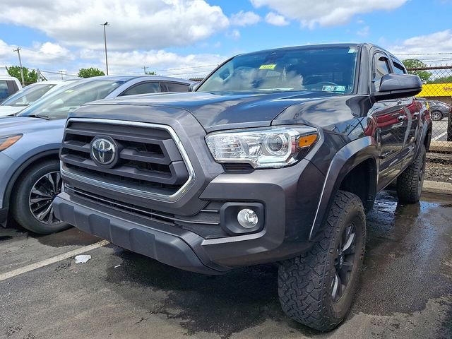 Used 2023 Toyota Tacoma SR5 AWD/4WD image 3