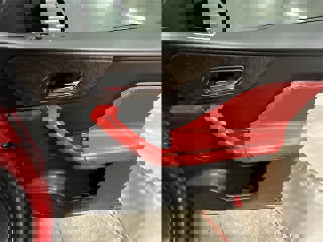 Used 2020 Jaguar F-PACE R-Sport image 25