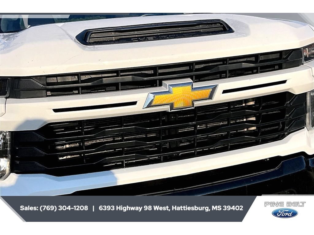 Used 2024 Chevrolet Silverado 2500 Custom w/ Custom Convenience Package AWD/4WD image 22