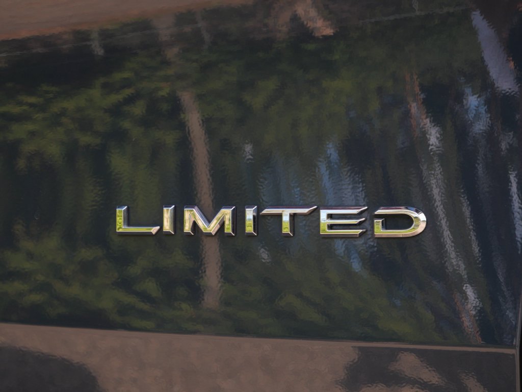 Used 2024 Toyota Grand Highlander AWD Hybrid image 8