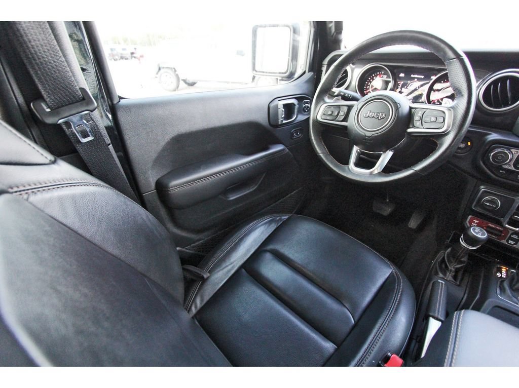 Used 2022 Jeep Wrangler Unlimited Rubicon w/ Xtreme Recon 35" Tire Package AWD/4WD image 7