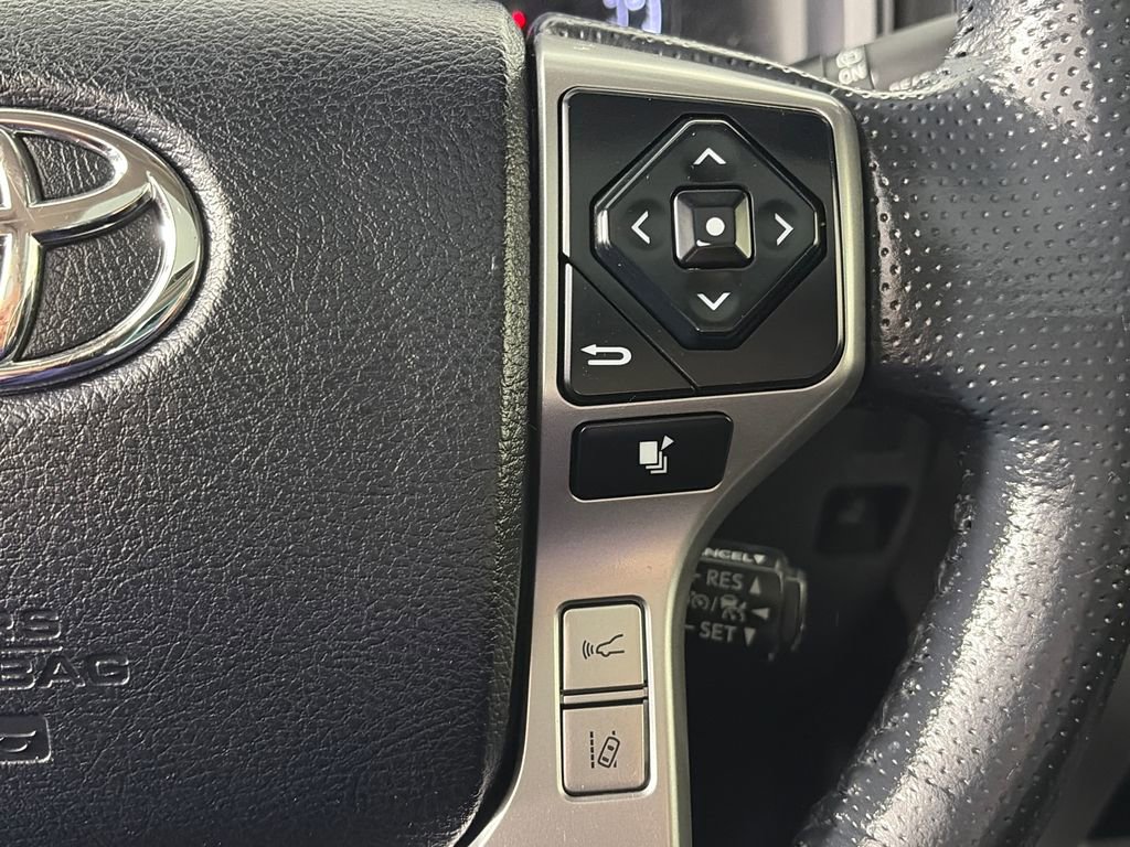 Used 2024 Toyota 4Runner SR5 Premium w/ Moonroof Package RWD image 18