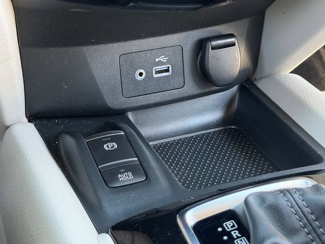 Used 2022 Nissan Rogue Sport SL AWD/4WD image 19