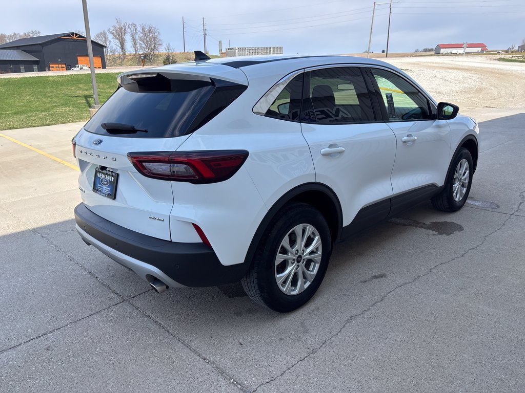Certified 2024 Ford Escape Active w/ Tech Pack #1 AWD/4WD image 4