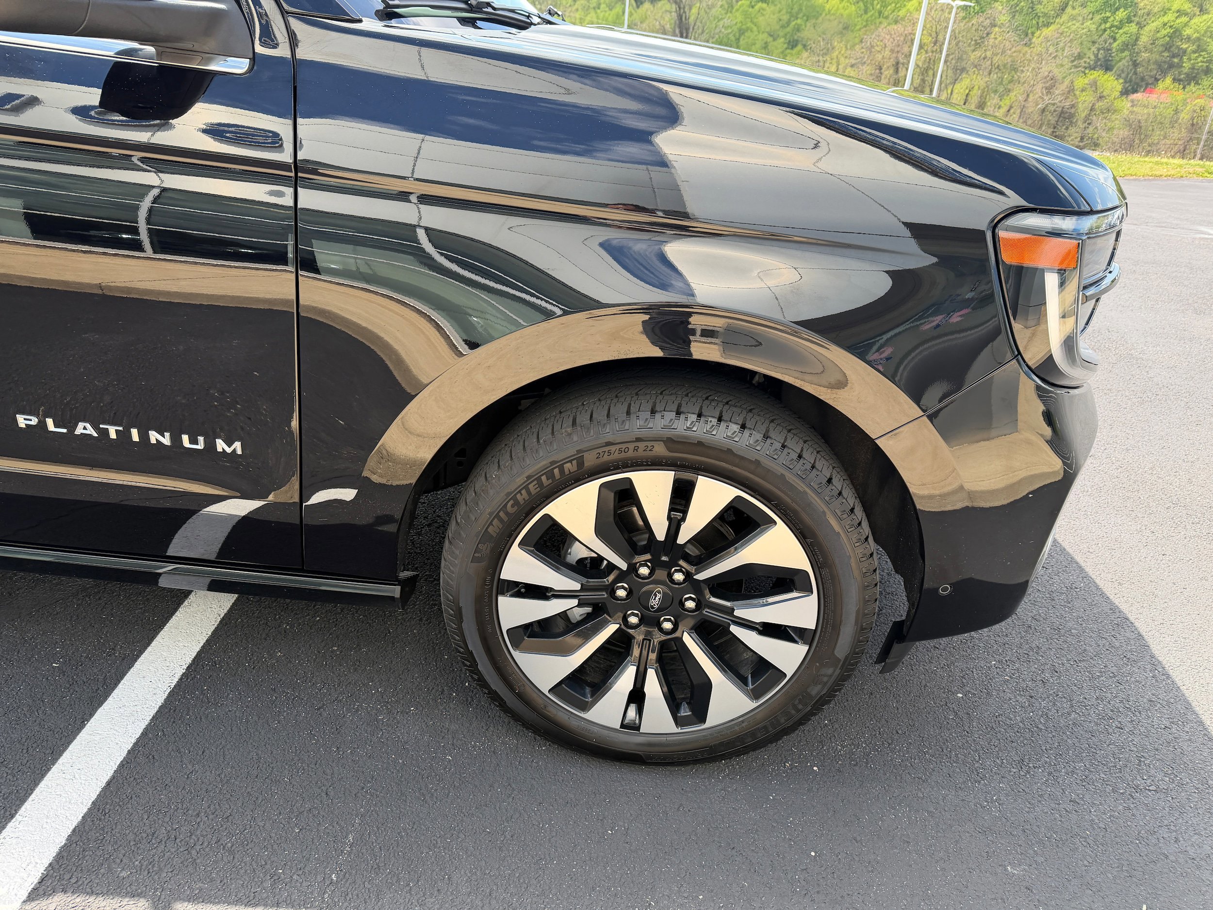 Certified 2025 Ford Expedition Platinum w/ Driver's Package AWD/4WD image 12