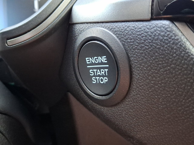Certified 2024 Ford Escape Active AWD/4WD image 25