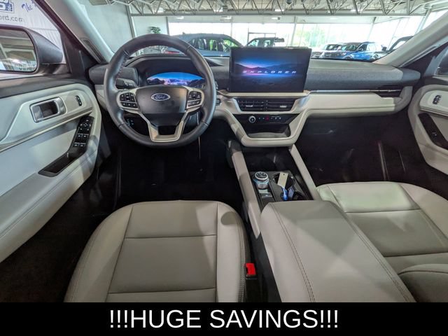 Certified 2026 Ford Explorer Active w/ Active Comfort Package AWD/4WD image 12