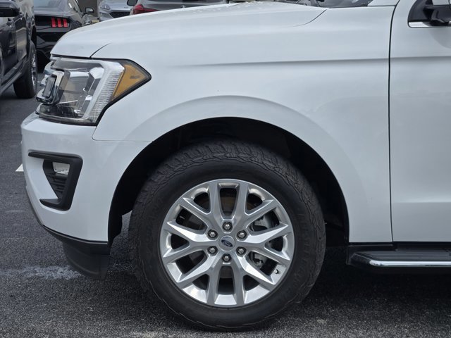 Certified 2021 Ford Expedition Max XLT image 8