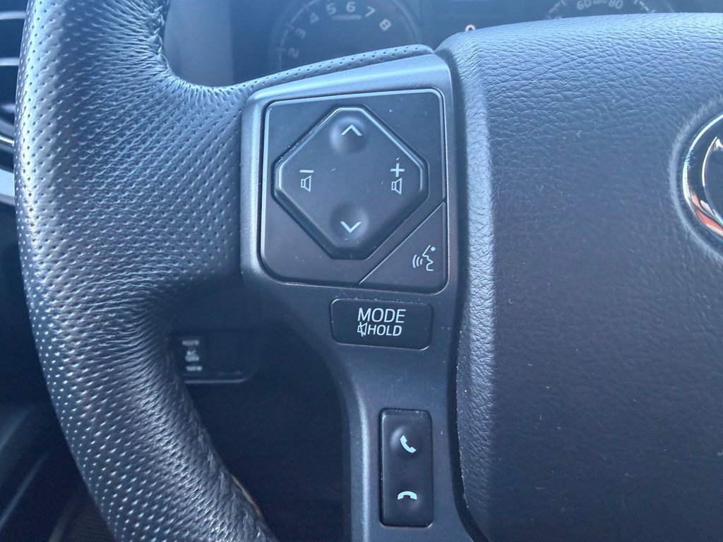 Used 2021 Toyota Tacoma TRD Sport w/ Technology Package AWD/4WD image 15
