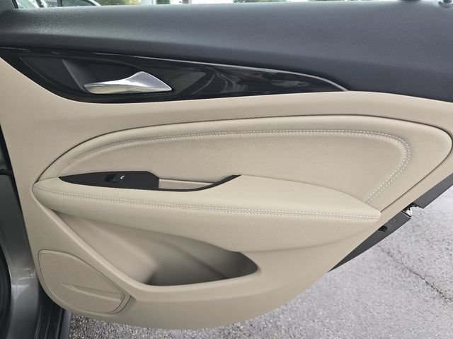 Used 2019 Buick Regal Essence w/ Driver Confidence Package I AWD/4WD image 22