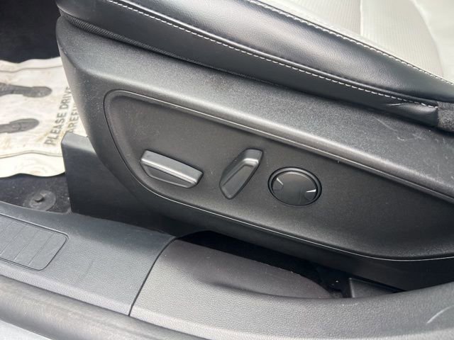 Certified 2023 Ford Escape Platinum image 21
