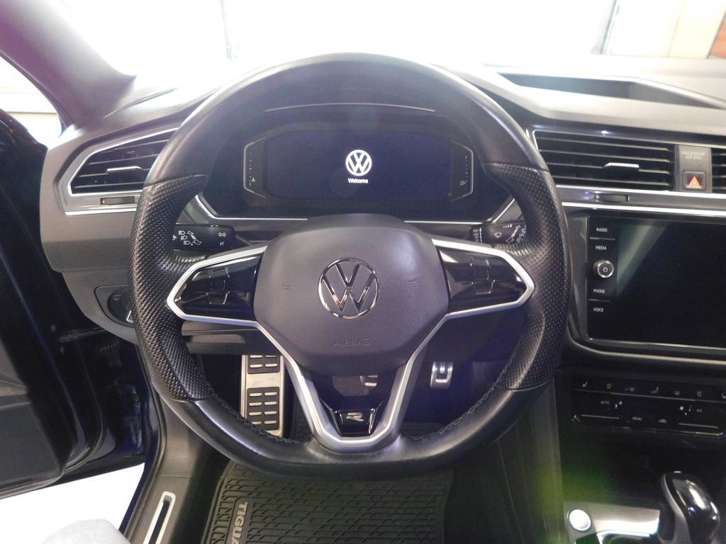 Used 2022 Volkswagen Tiguan SEL R-Line AWD/4WD image 20