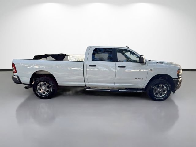 Used 2024 RAM 3500 Big Horn AWD/4WD image 3