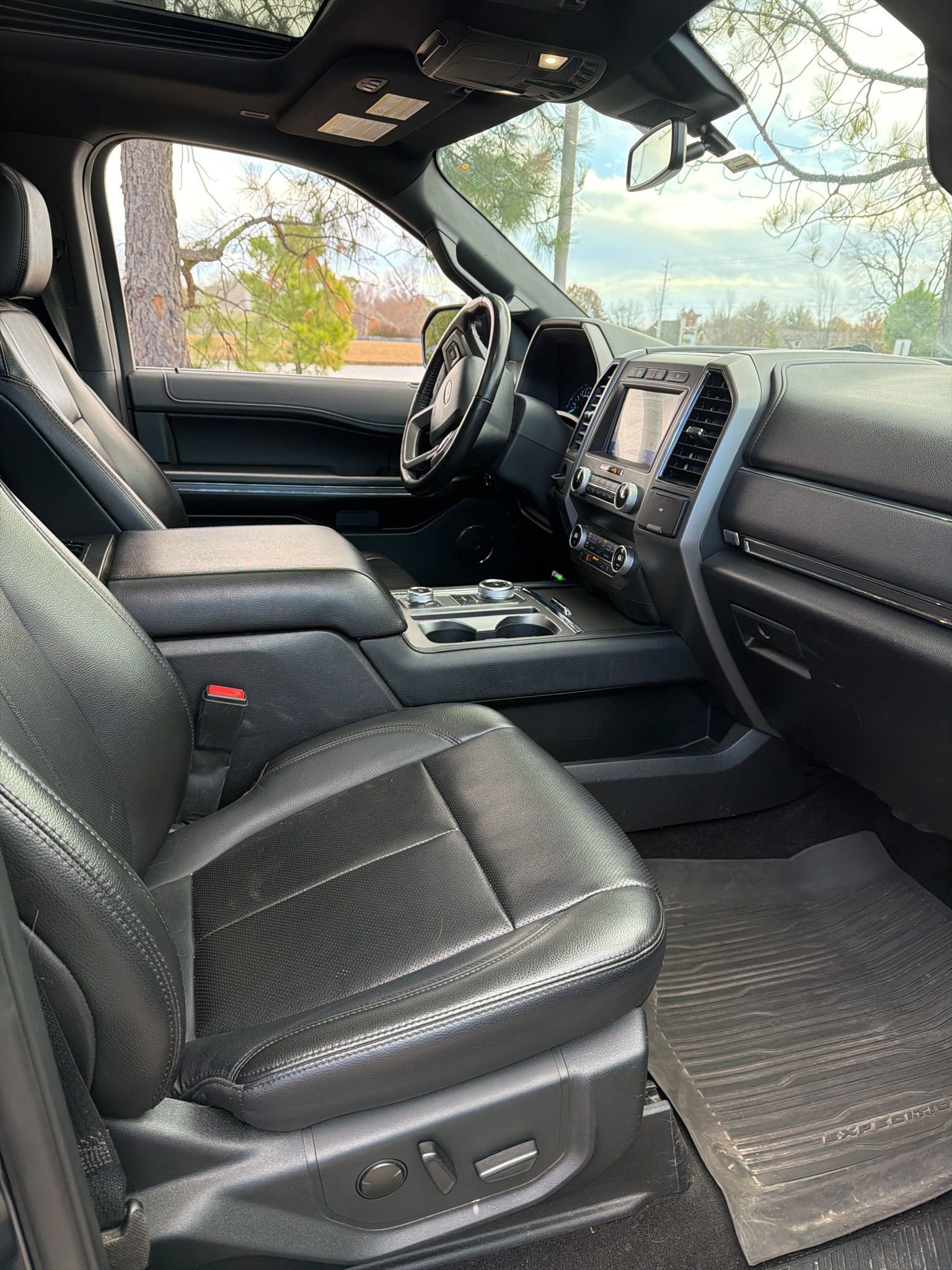 Certified 2021 Ford Expedition XLT image 10
