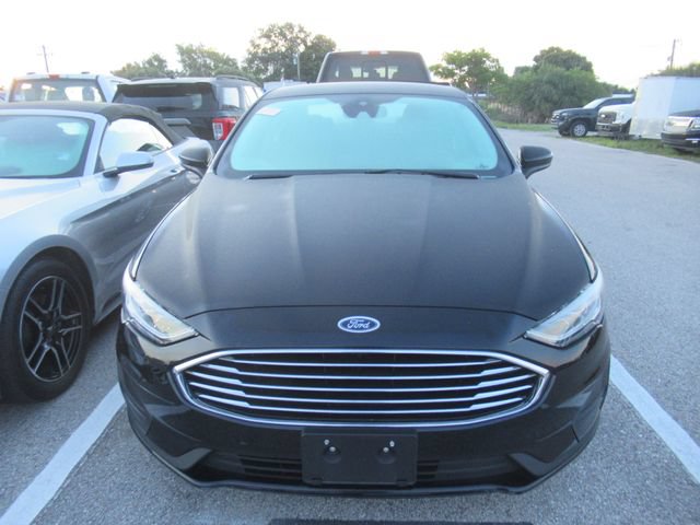 Certified 2020 Ford Fusion SE FWD image 2