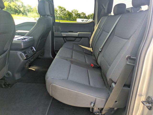 Certified 2022 Ford F150 XLT w/ Equipment Group 302A High image 28