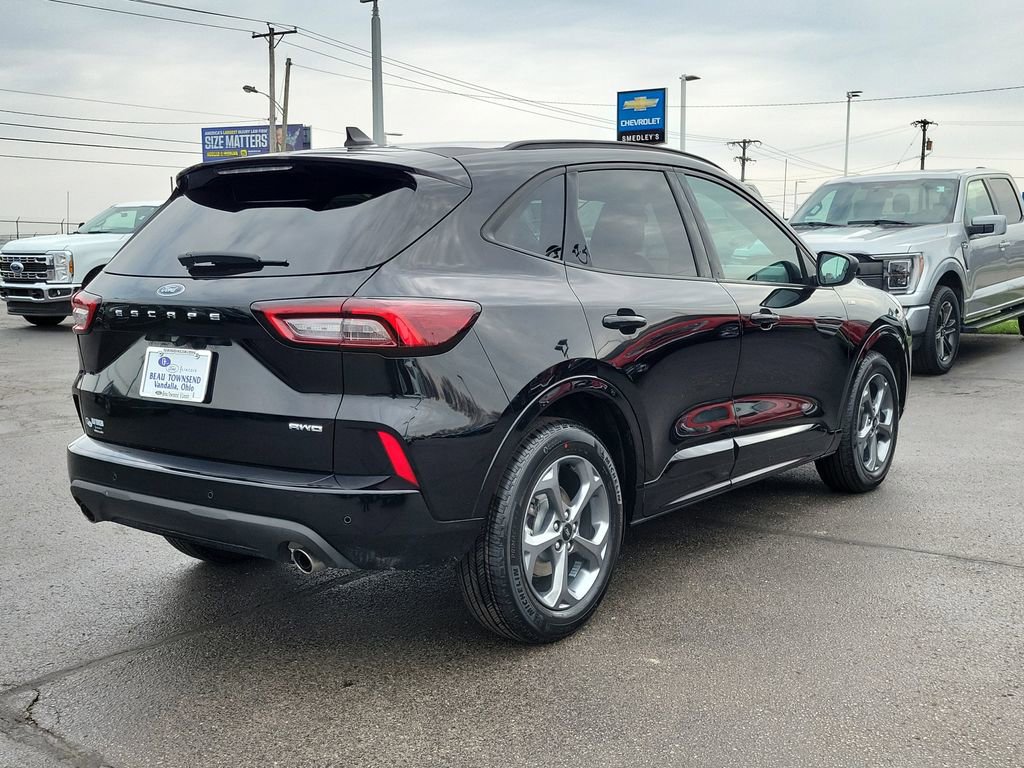 Certified 2023 Ford Escape ST-Line w/ Tech Pack #1 image 5