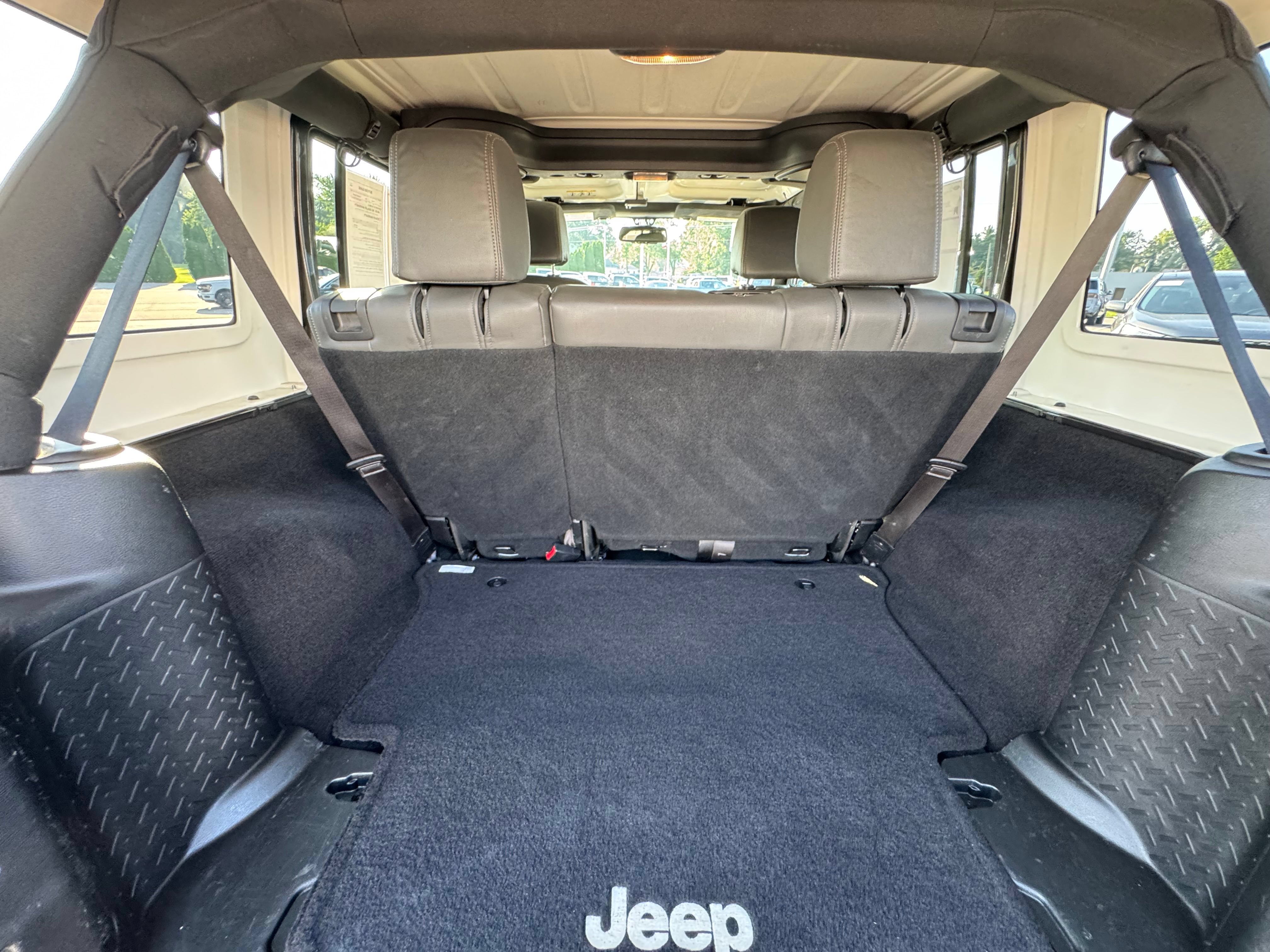 Used 2017 Jeep Wrangler Unlimited Sport w/ Quick Order Package 24S AWD/4WD image 24